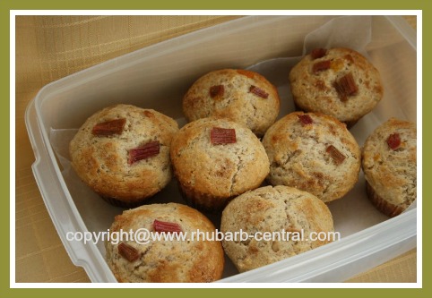 Homemade Cinnamon Rhubarb Muffin Recipe - Using Fresh or Frozen